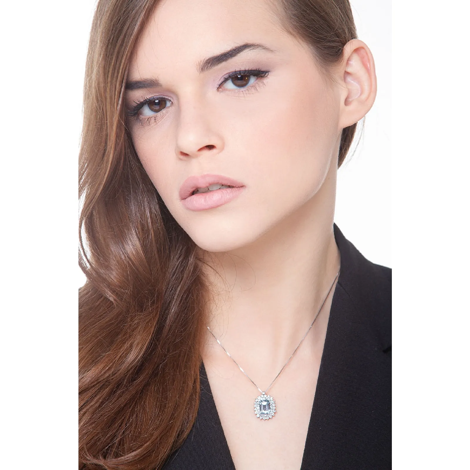 Collana in oro bianco 18k con Acquamarina e diamanti
