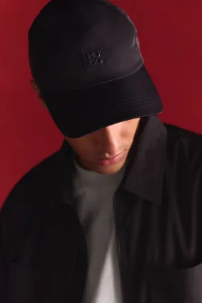 HUGO - Nero con logo - Cappellino in twill impermeabile