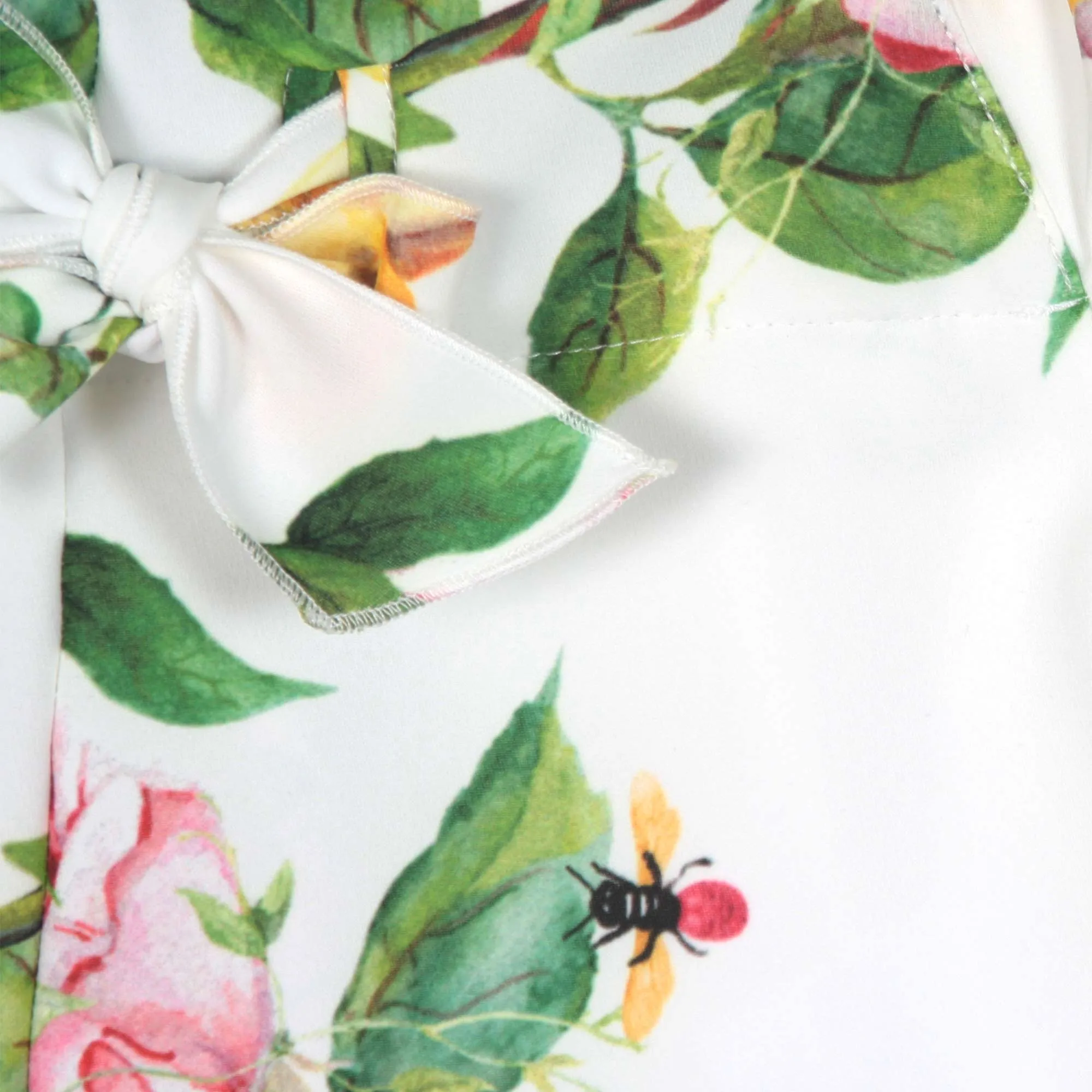 Shorts Girl In Rayon Bianco Con Fiori Multicolor